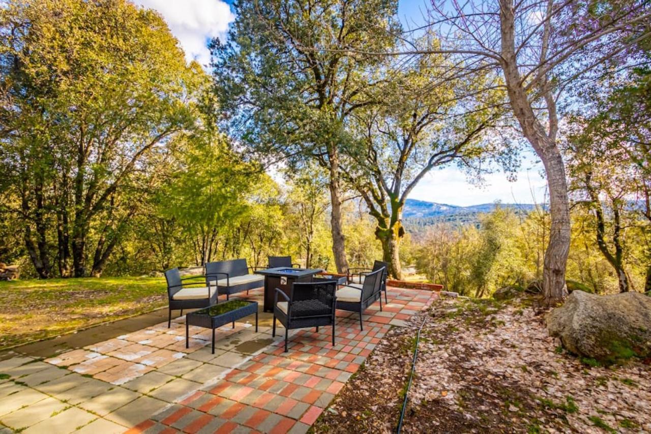 Mystic Mountain Villa, 14 Miles From Yosemite Oakhurst Exterior photo