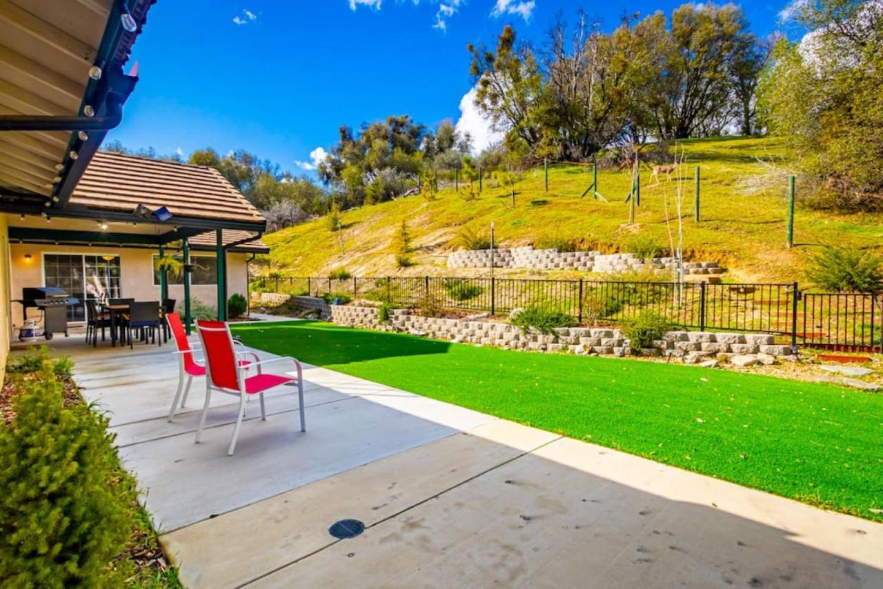 Mystic Mountain Villa, 14 Miles From Yosemite Oakhurst Exterior photo